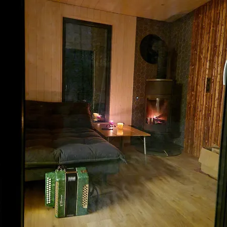 Lodge Mesikaepa Kuelalistemaja Paikuse