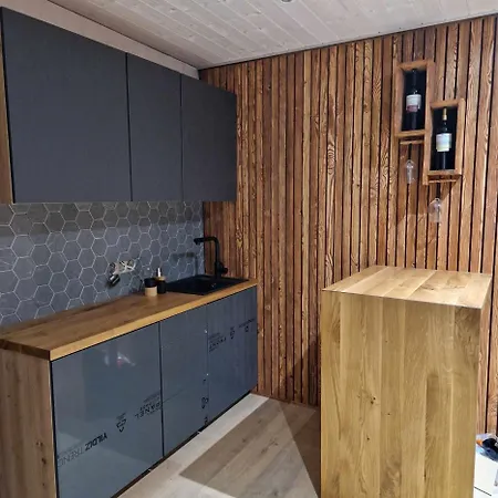 Mesikaepa Kuelalistemaja Lodge *